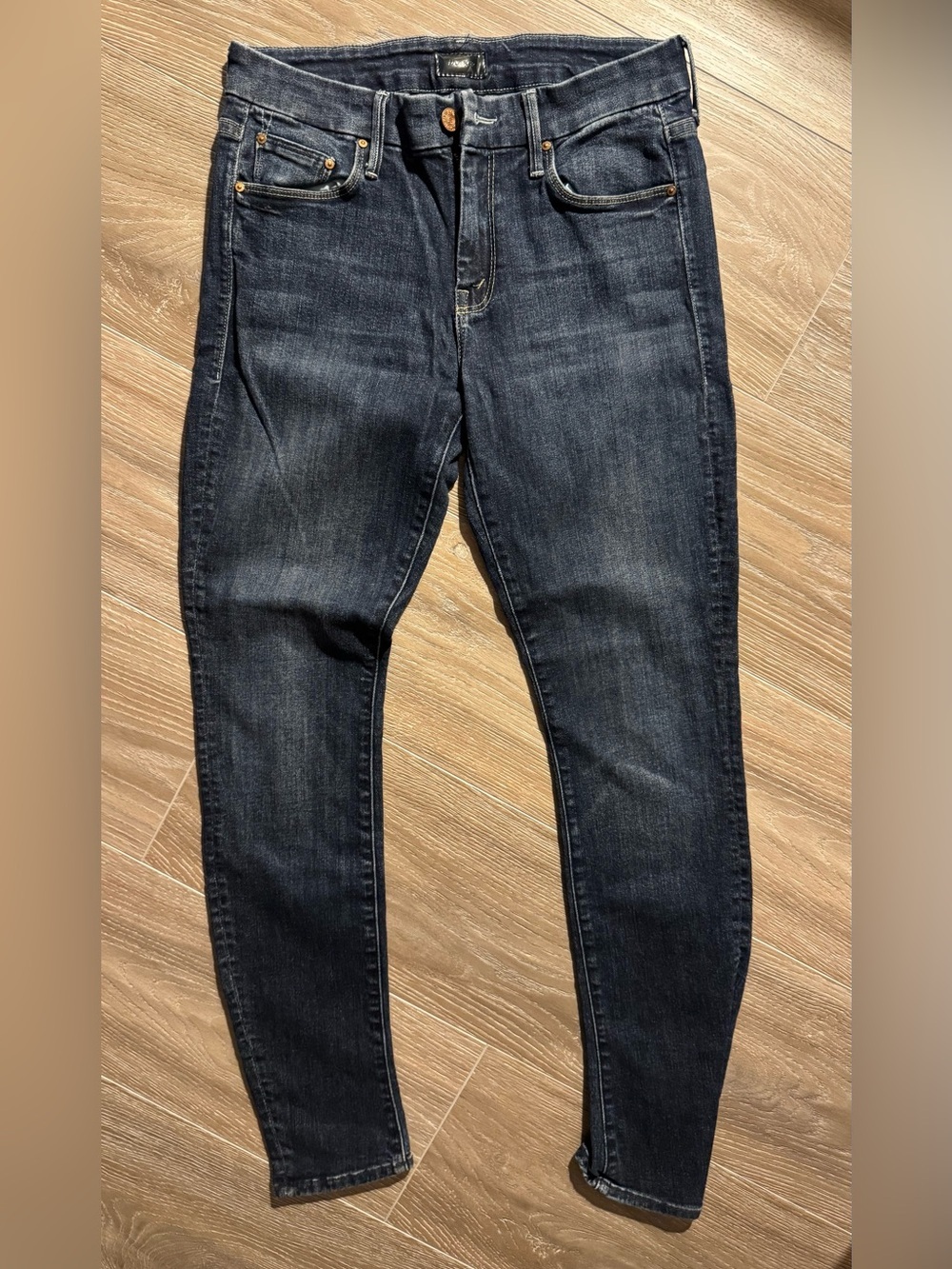 MOTHER Skinny Jeans in Dark Indigo